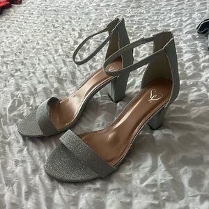 silver windsor heels
